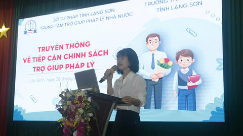 Trung tâm Trợ giúp pháp lý nhà nước tỉnh Lạng Sơn tổ chức truyền thông về chính sách trợ giúp pháp lý tại Trường Trung học phổ thông Lộc Bình, tỉnh Lạng Sơn