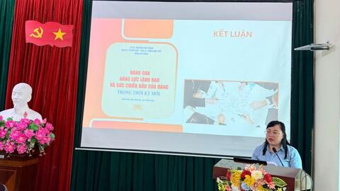 Chi bộ Sở Tư pháp sinh hoạt chuyên đề về học tập văn bản Đảng và phát triển đảng viên.